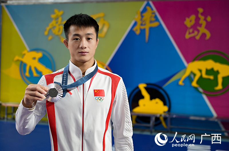 廣西摔跤運動員曹利國。人民網(wǎng) 雷琦竣攝