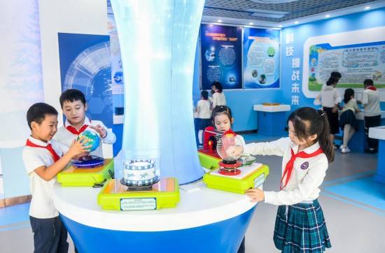 重慶高新區(qū)科學(xué)課堂。