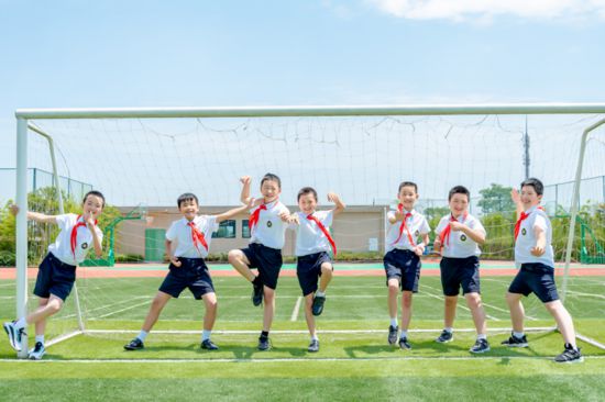 重慶高新區(qū)學(xué)子。