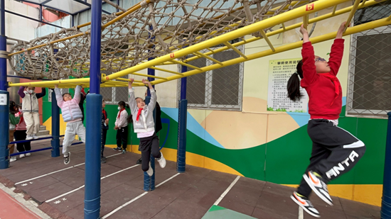 孩子從。校方供圖